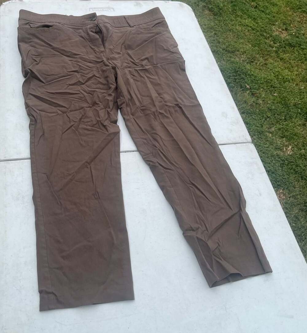 89th + Madison Brown Stretch Straight Leg Millennium Pants Size 16P